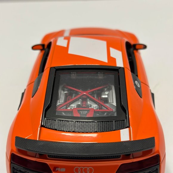 1/24 AUDI R8 V10 PLUS Supercar Metal Diecast Alloy HEADLIGHT AND REAR orange - Picture 5 of 10